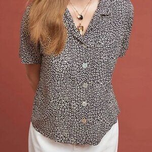 Anthropologie Beachgold Leopard Animal Print Button Down Collar Blouse